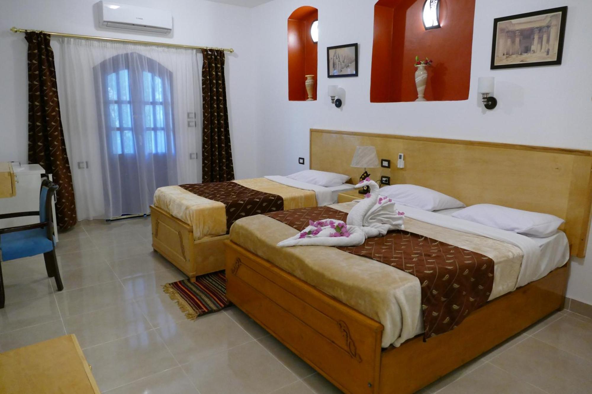 El Gezira Garden Hotel Луксор Екстериор снимка