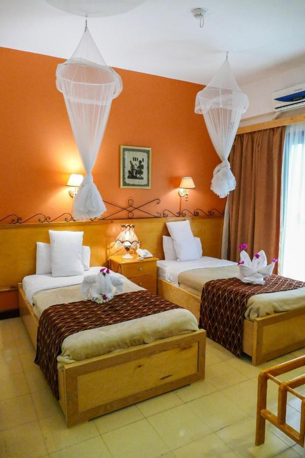 El Gezira Garden Hotel Луксор Екстериор снимка
